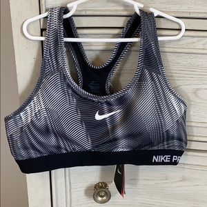 NWT Nike Pro sports bra